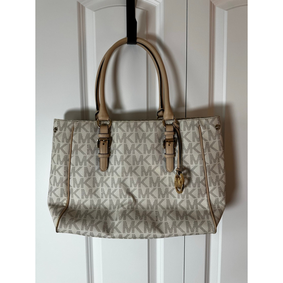 Women\'s Michael Kors White & Beige Monogram Tote Bag, One Size